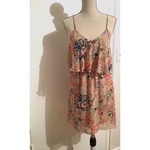 Bebe Flowy floral print dress